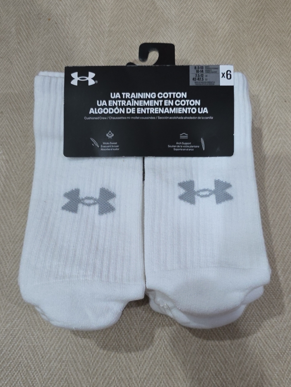 NWT Under Armour 6 Pk Cushioned Crew Athletic Socks
